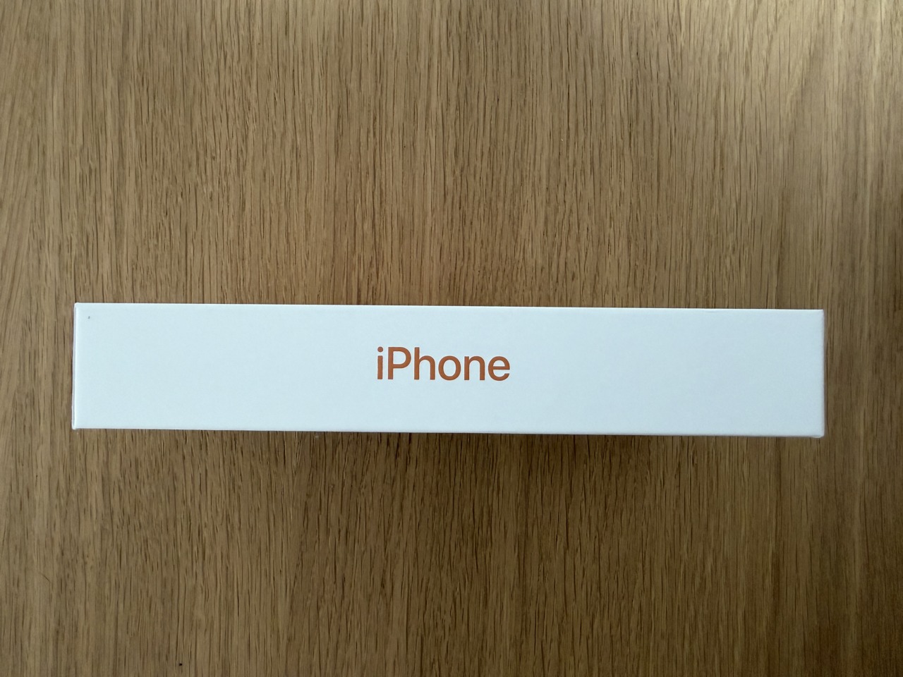 iPhone 17 Proの箱の側面